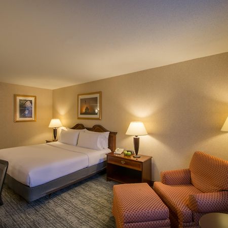 Holiday Inn Arlington At Ballston By Ihg Εξωτερικό φωτογραφία