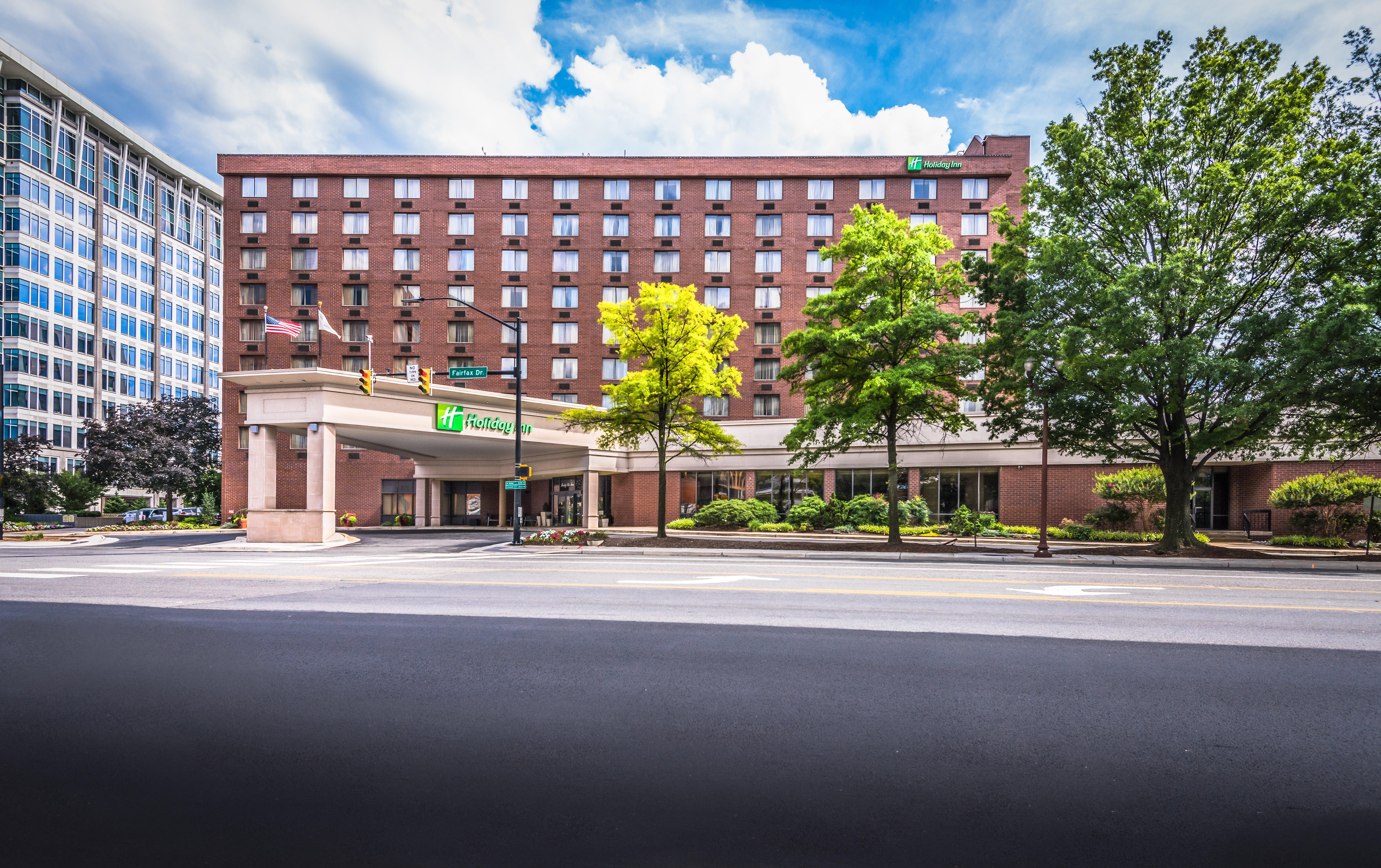 Holiday Inn Arlington At Ballston By Ihg Εξωτερικό φωτογραφία